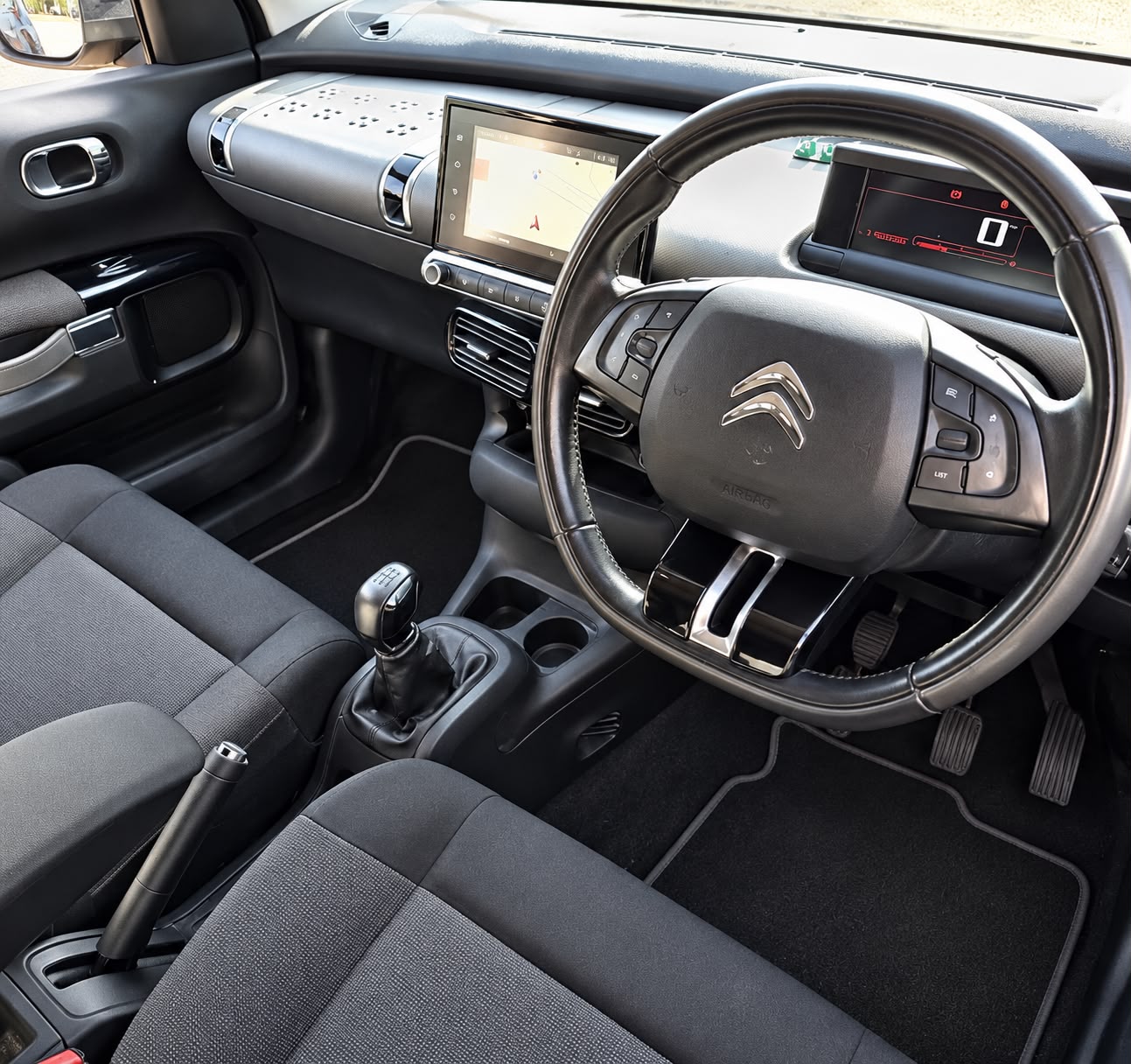 WIN A 2016 CITROËN C4 CACTUS 1.6 BLUEHDi FLAIR - JUST £2.50! - Image 3